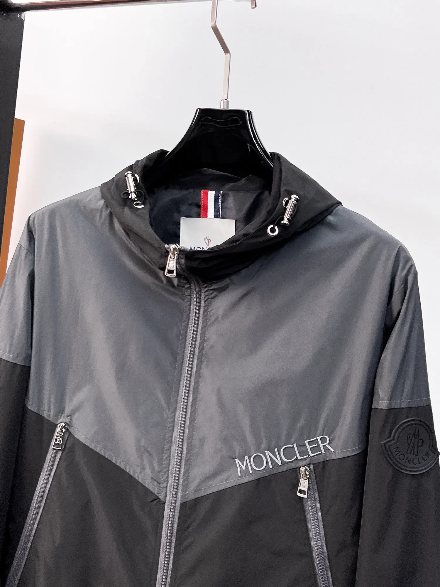 Same Style， ， 2026 New Arrival ， Original Premium Breathable ， ， ， Quality。 ， Sizes：M～3XL